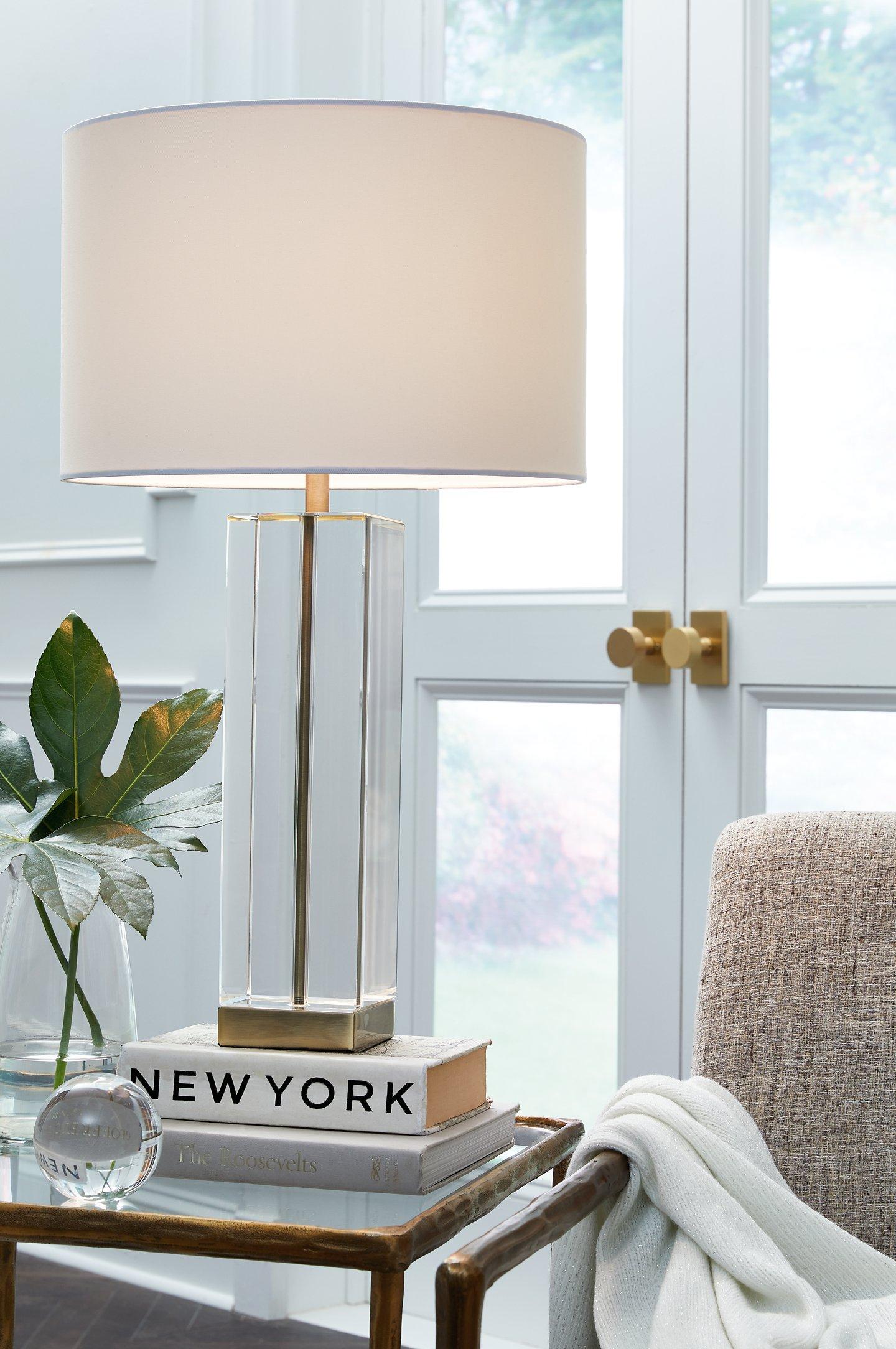 Teelsen Table Lamp